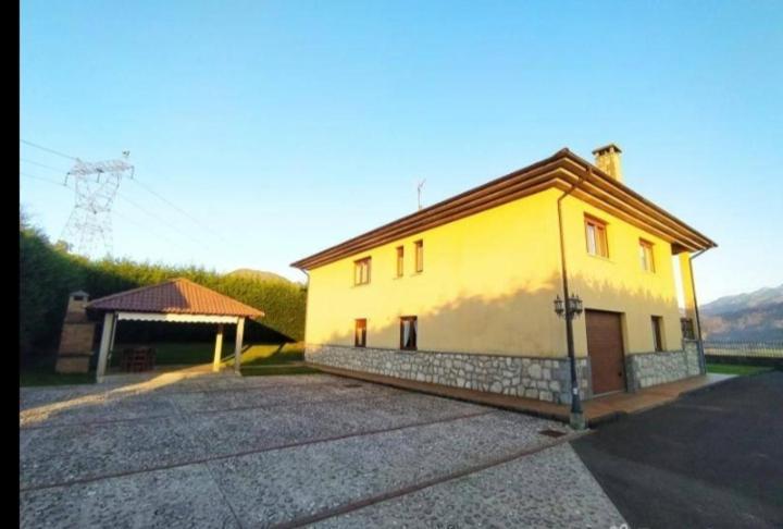 La Eria De Villaverde Intriago ภายนอก รูปภาพ
