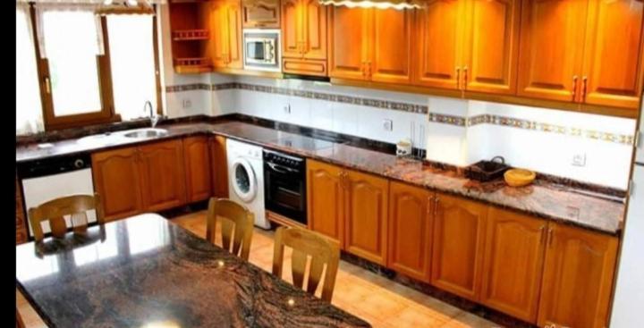 La Eria De Villaverde Intriago ภายนอก รูปภาพ